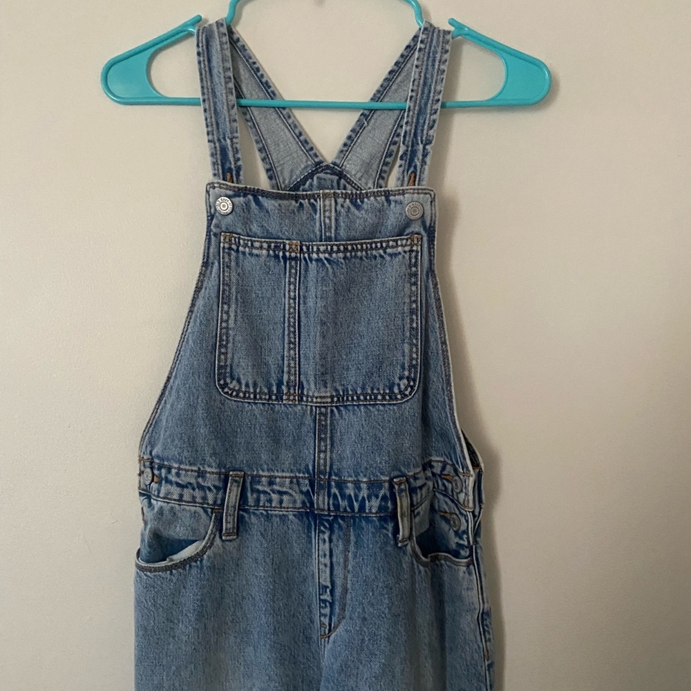 Old navy Tween / teen overalls. Size 14-16 GUC